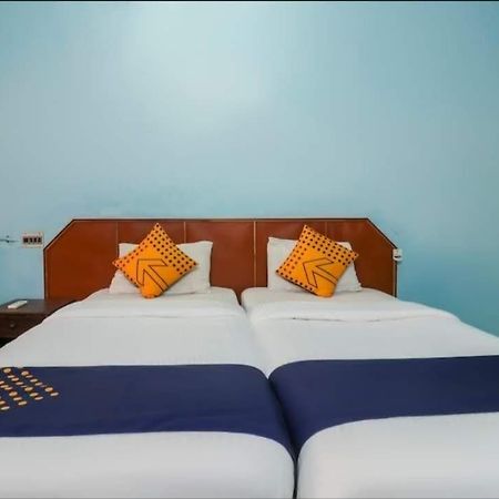 Hotel O Seaweed كوفالام المظهر الخارجي الصورة