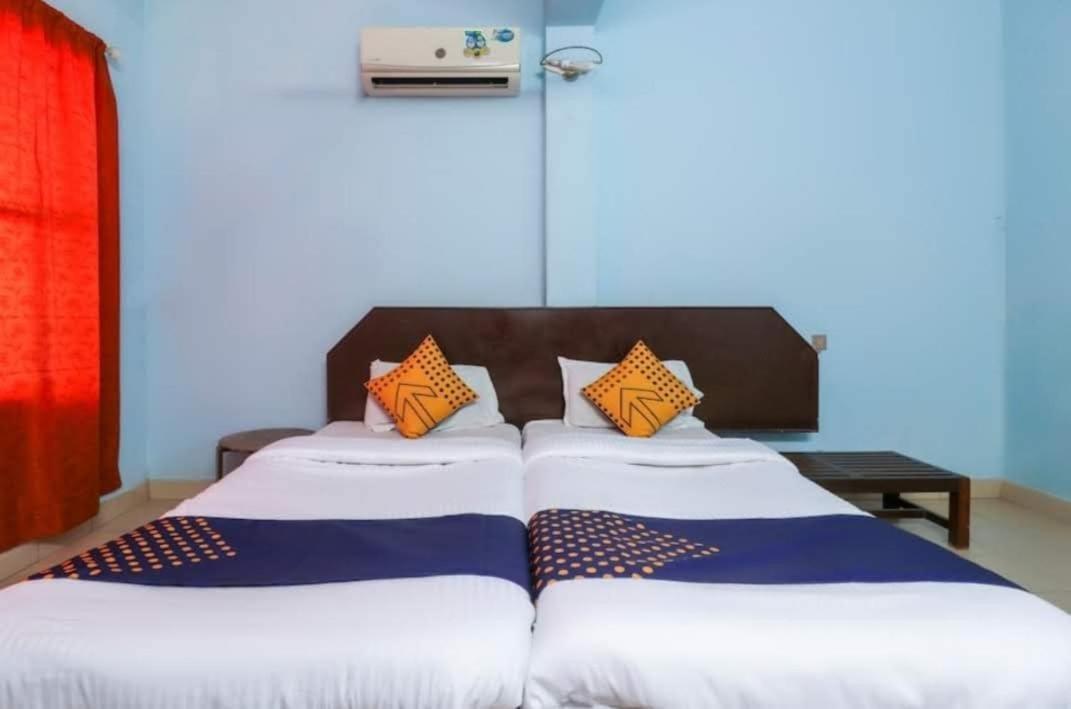 Hotel O Seaweed كوفالام المظهر الخارجي الصورة
